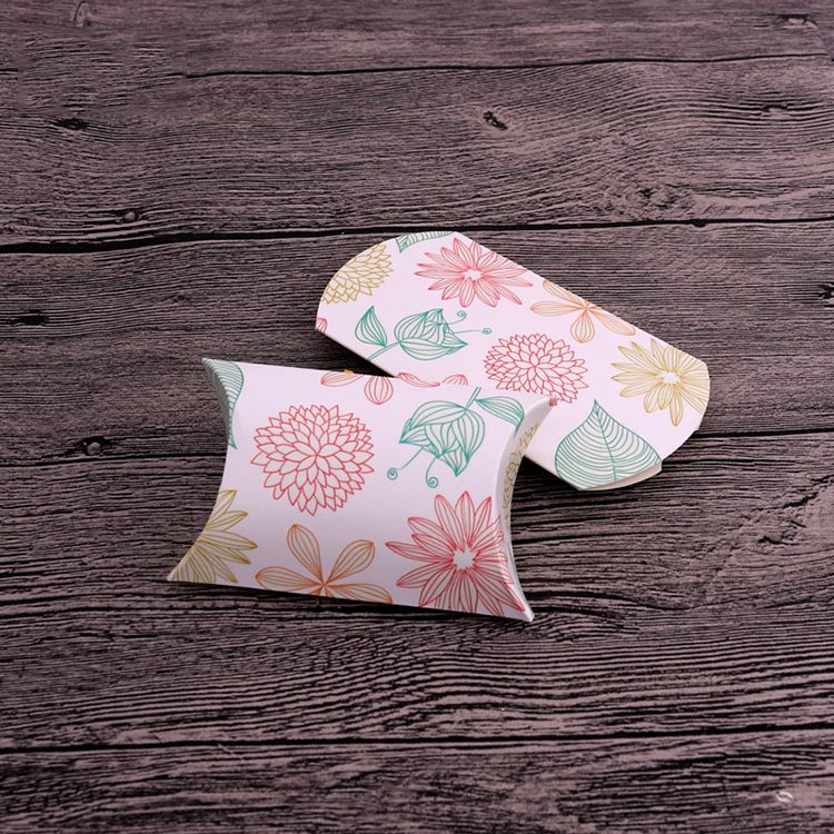 Wholesale custom Paper Pillow Box wedding candy box Hot sale candy gift paper packaging box With Logo Printing