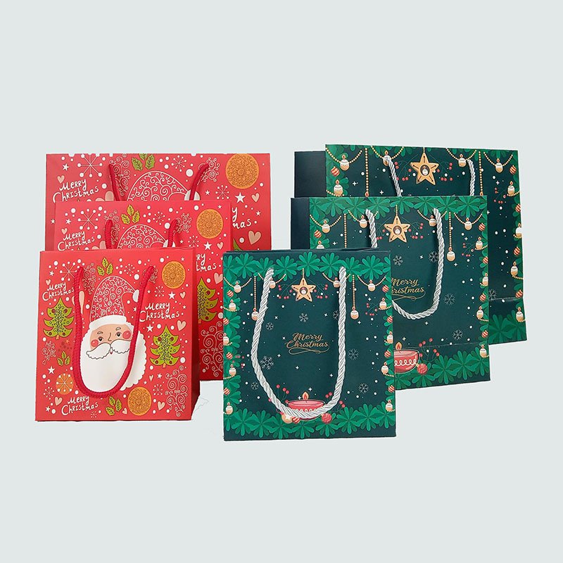 Wholesale Christmas Gift Clothes Shopping Paper Packaging Bags With Logo Customized Colorful PaperBag