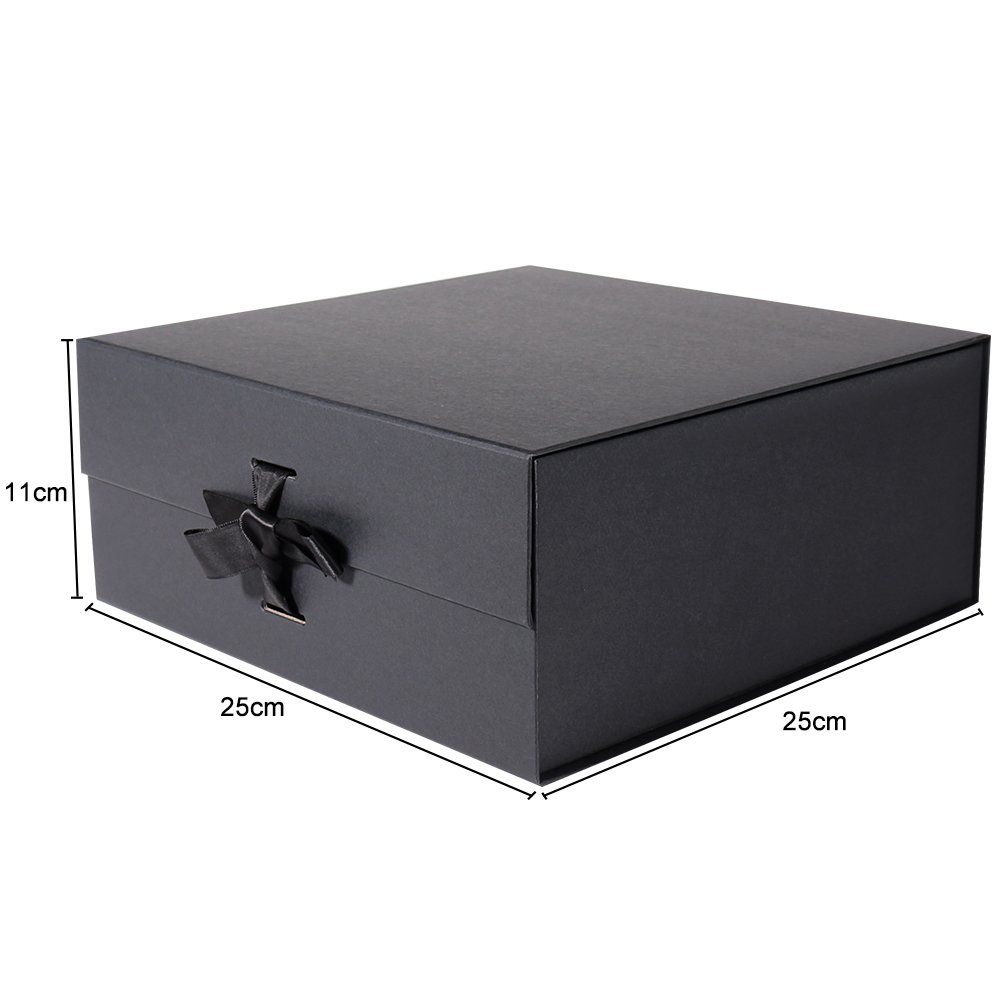 Custom luxury white magnet flap clothing paper box foldable magnetic closure gift boxes with black ribbon