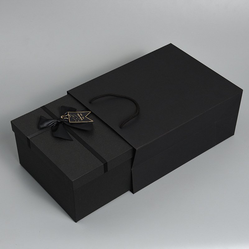 Customization Folding Storage Magnet Paper Box For Clothes Clothing T-shirt Packaging