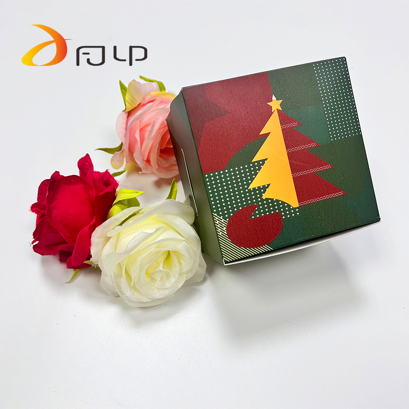 Wholesale Design luxury Christmas Decoration Candy Chocolate Box Custom Folding Christmas gift Packaging Paper Boxes