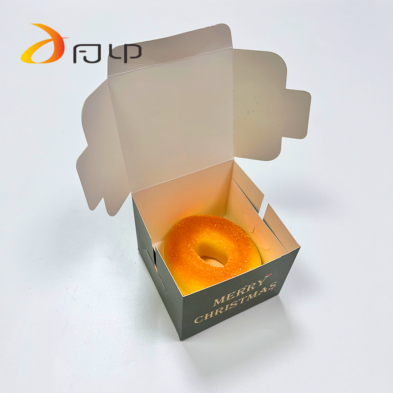Wholesale Design luxury Christmas Decoration Candy Chocolate Box Custom Folding Christmas gift Packaging Paper Boxes