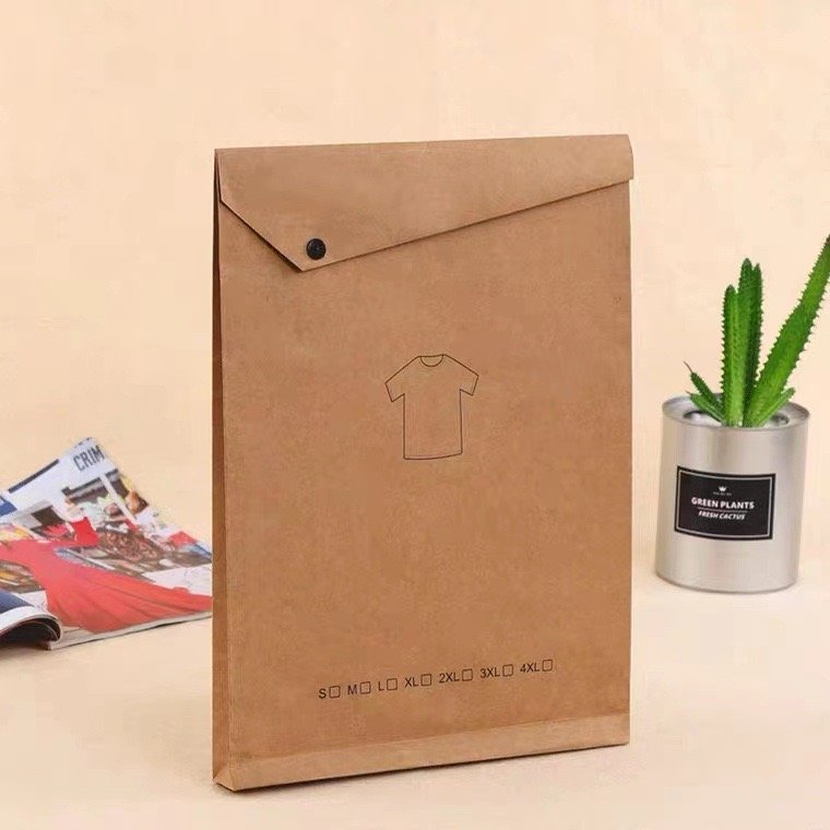 Eco Friendly Packing Kraft Paper Garment Packaging T-shirt Box Custom Logo Foldable Clothing T-shirt Packaging For t Shirts