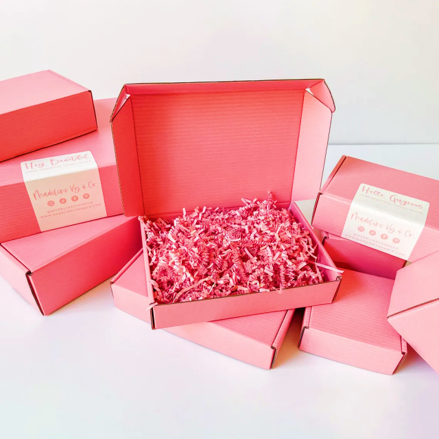 Customized logo corrugated cosmetic packaging pink foldable transport paper box