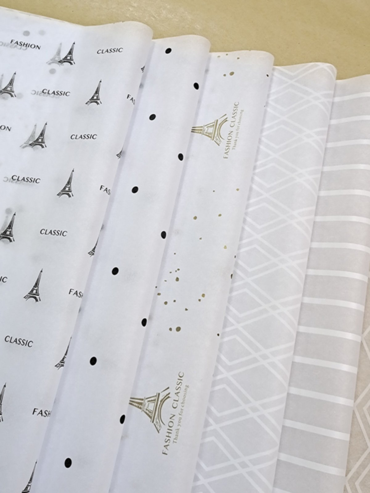 Cheap Custom Wrapping Tissue Paper Packing Brand Tissue Papers with company logo stickers