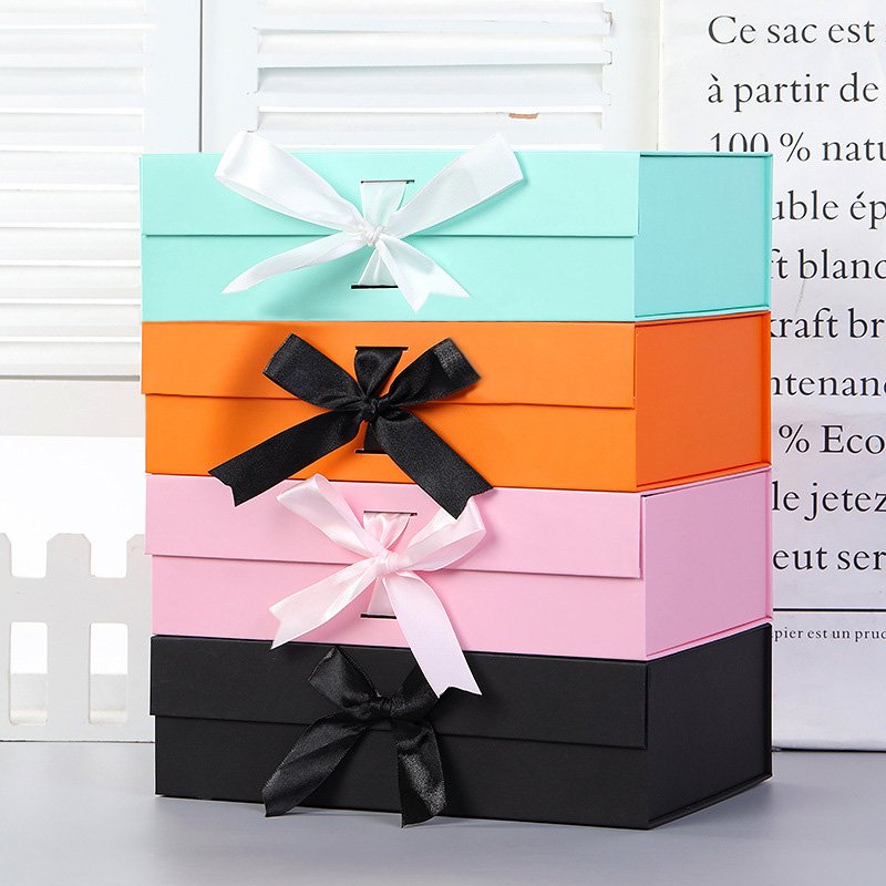 baicaoquanyu OEM Perfume Gift Sets Cajas Foldable Book Style Magnetic Closure Gift Paper Box Packaging With Ribbon