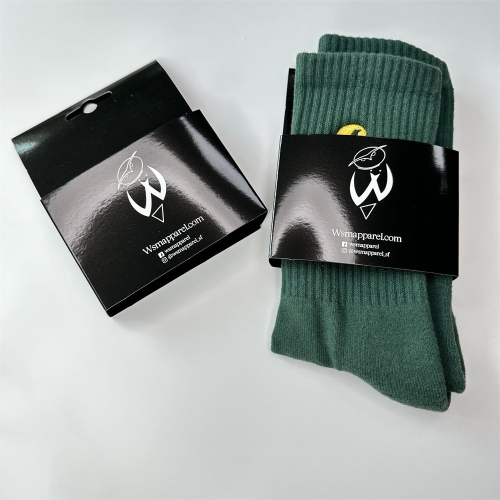 Luxury Custom Black Glossy Paper Packs Of Socks Print Logo New Packaging Wrapping Paper Card For Sock