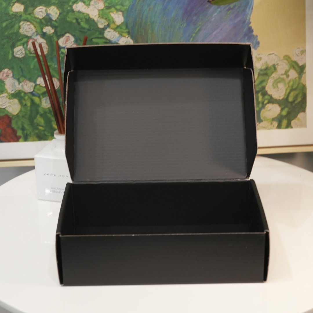 Customized box packaging recyclable black paper packaging corrugated mailer box black corrugated boxes with logo