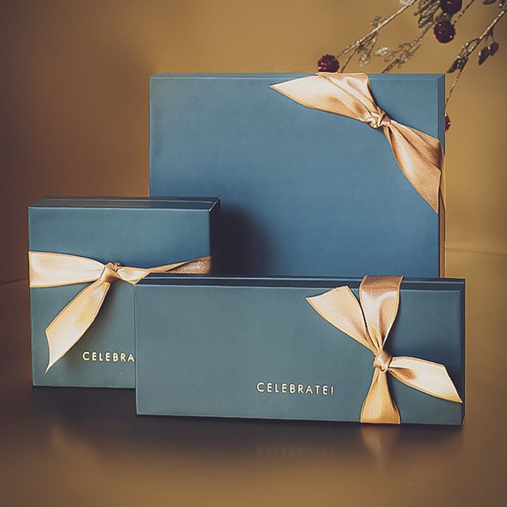 Custom Logo Luxury Navy Rigid Removable Lid And Based Cardboard Packaging Paper Gift Box With Ribbon