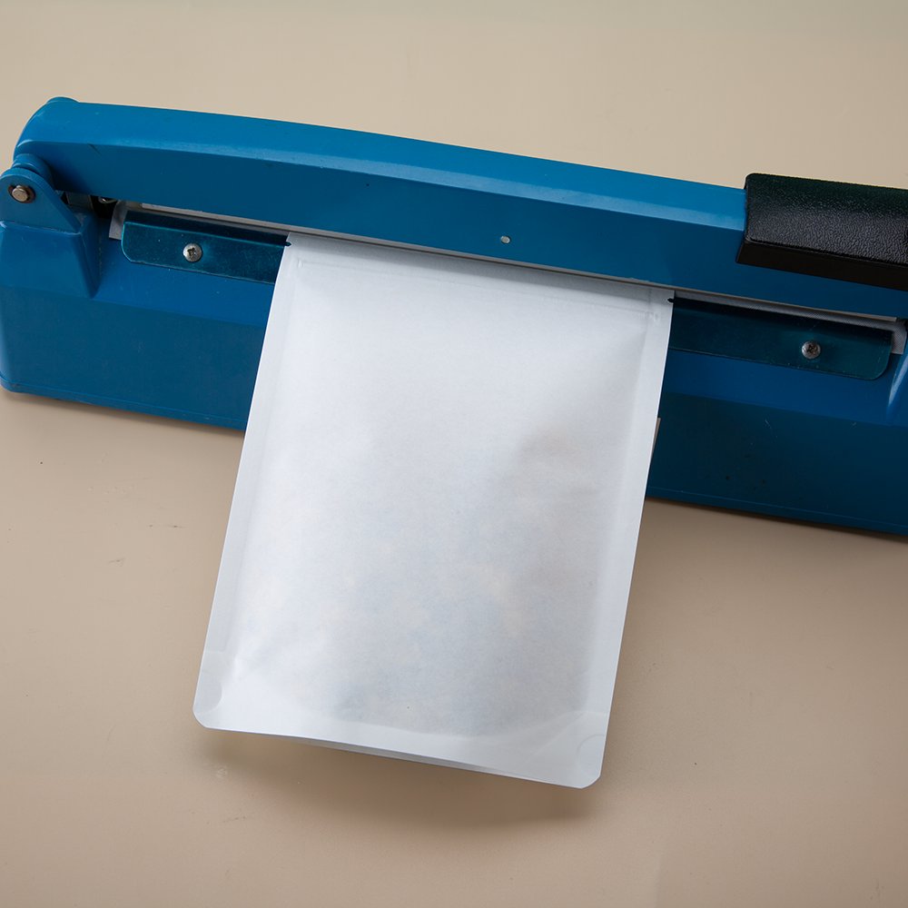 compostable Biodegradable doypack white kraft paper bottom insert PLA paper seal bag snack bean dry food zipper stand up pouch
