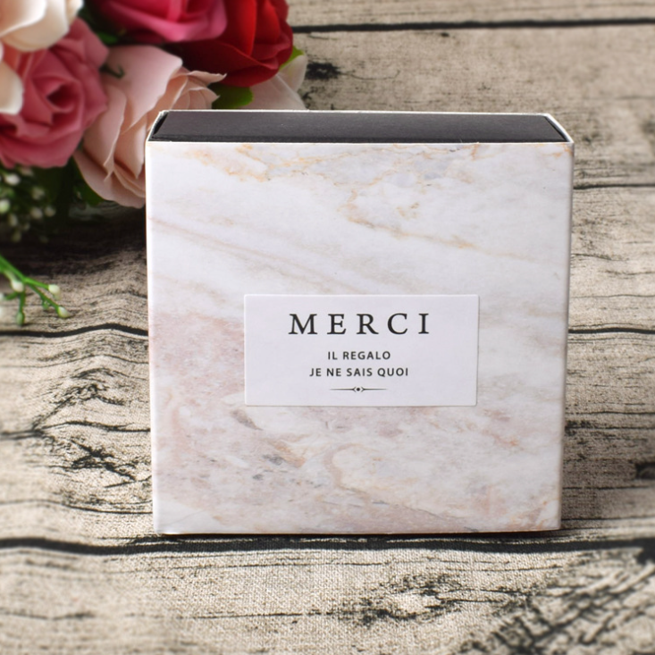 Luxury rigid fancy gold foil stamping customized paper box logo square rectangle candy chocolate packaging box with insert