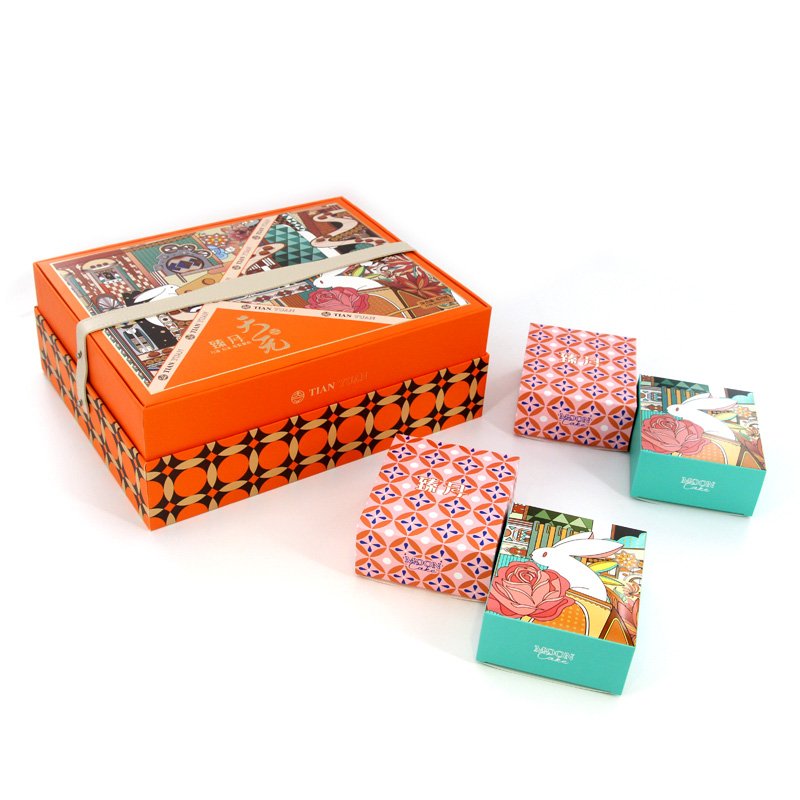 Corporate Gift Box with Decorative Button Candy Gift Strawberry Food Paper Custom Empty Cardboard Sweet Self Erecting Boxes