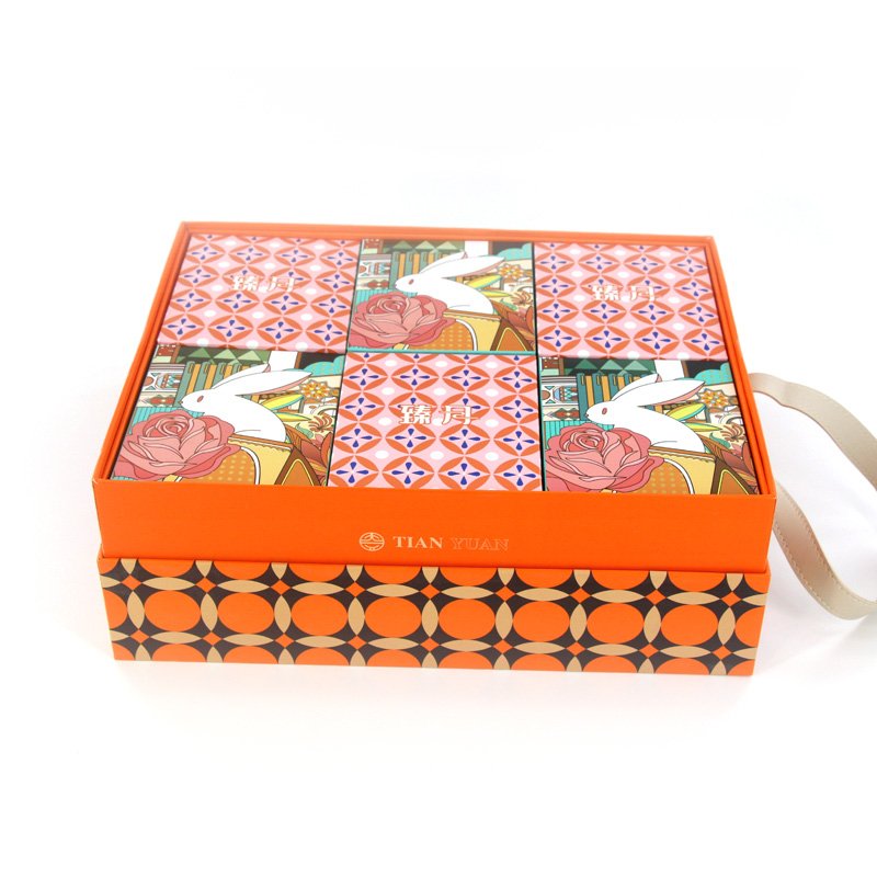 Corporate Gift Box with Decorative Button Candy Gift Strawberry Food Paper Custom Empty Cardboard Sweet Self Erecting Boxes
