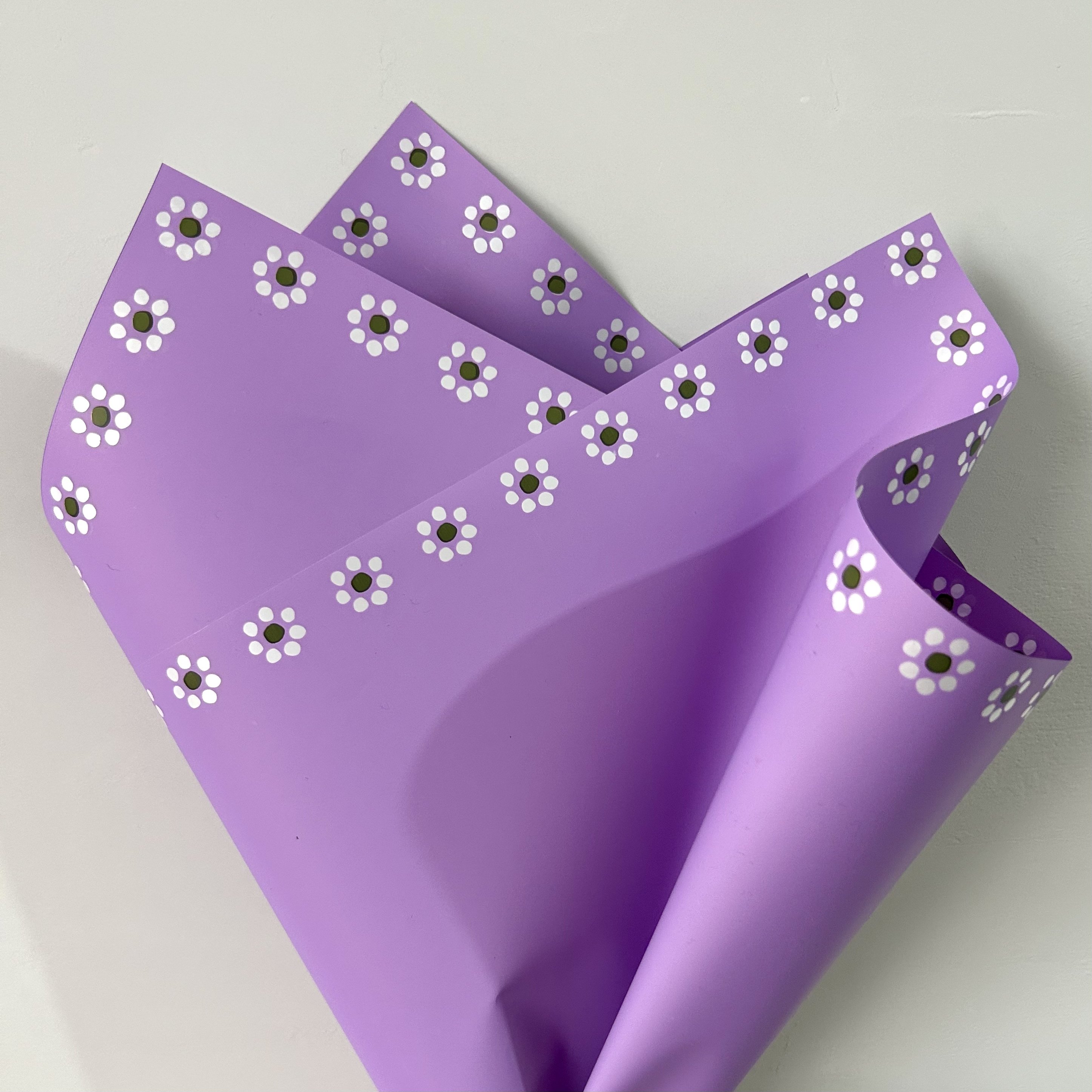 Flower packaging florist mist bread flower paper spot wholesale Valentine's Day Flower wrapping paper