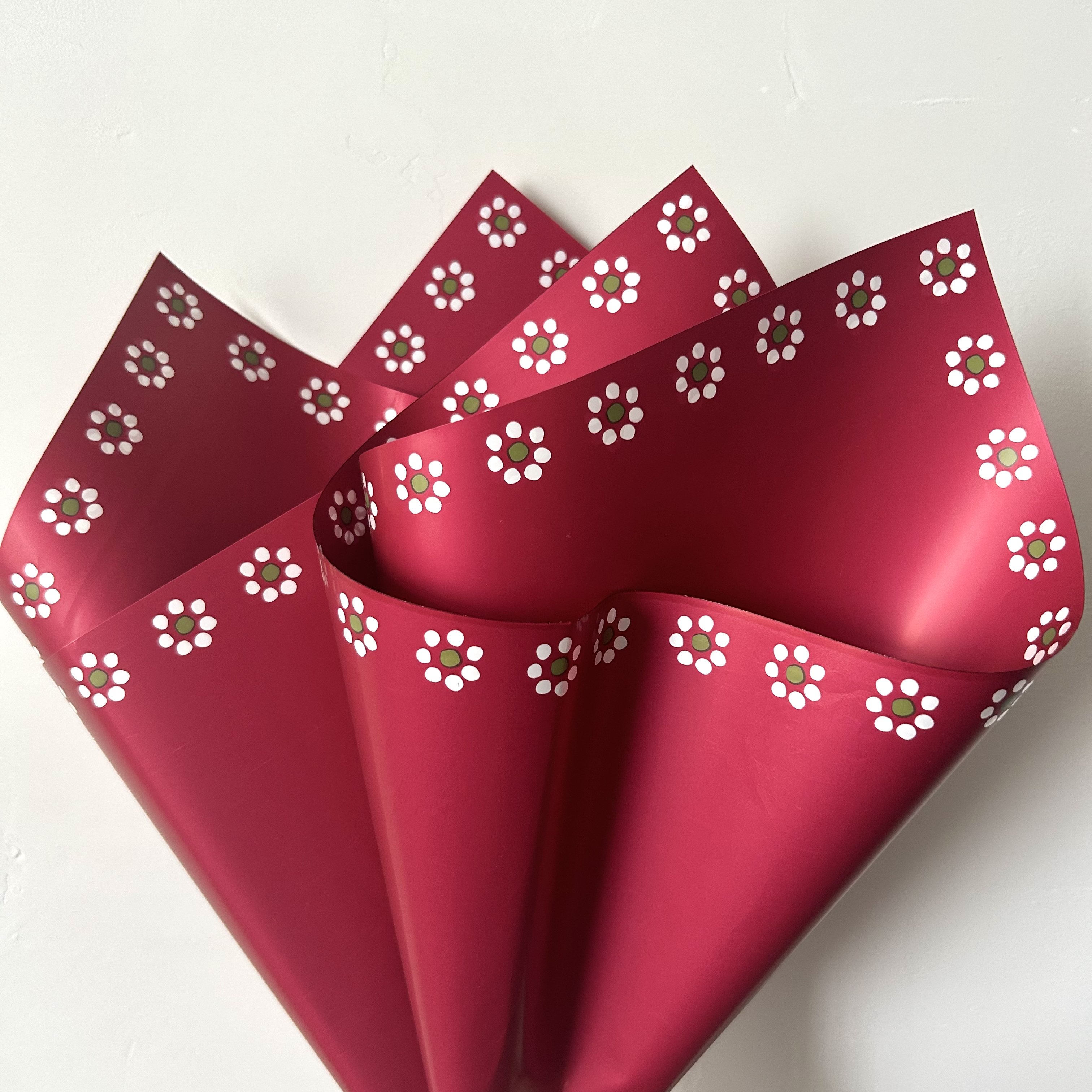 Flower packaging florist mist bread flower paper spot wholesale Valentine's Day Flower wrapping paper