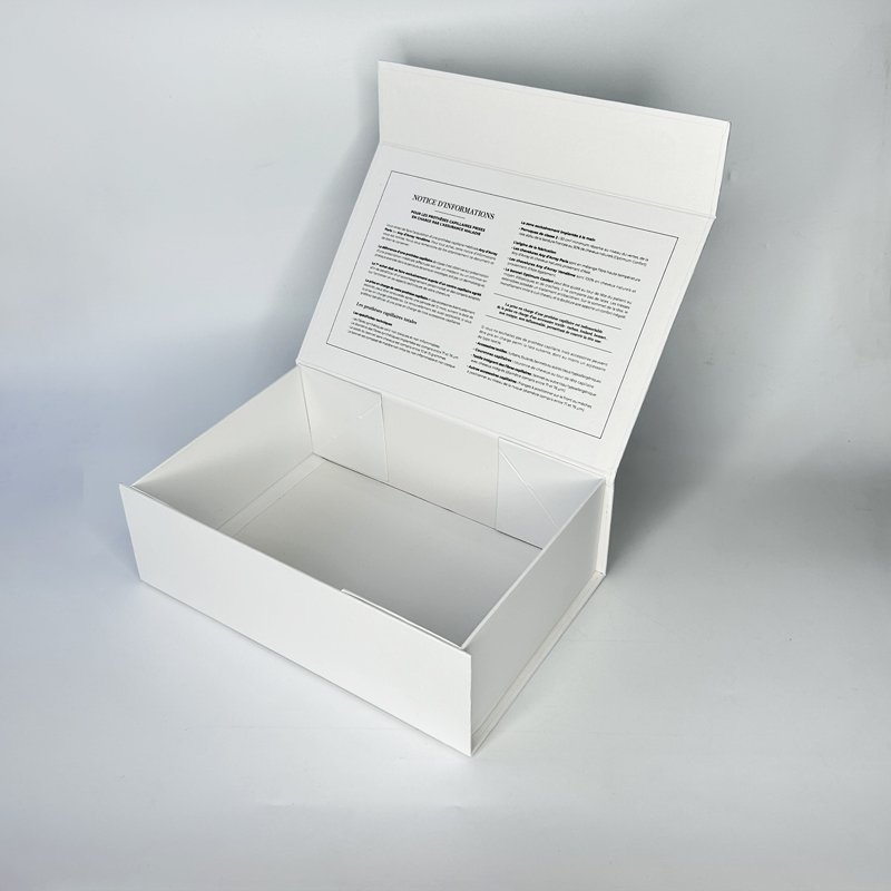 Custom Matt Black Luxury Flap Lid Gift Boxes with Magnetic Closure Large Cardboard UV Sponge Lined for Cosmetics