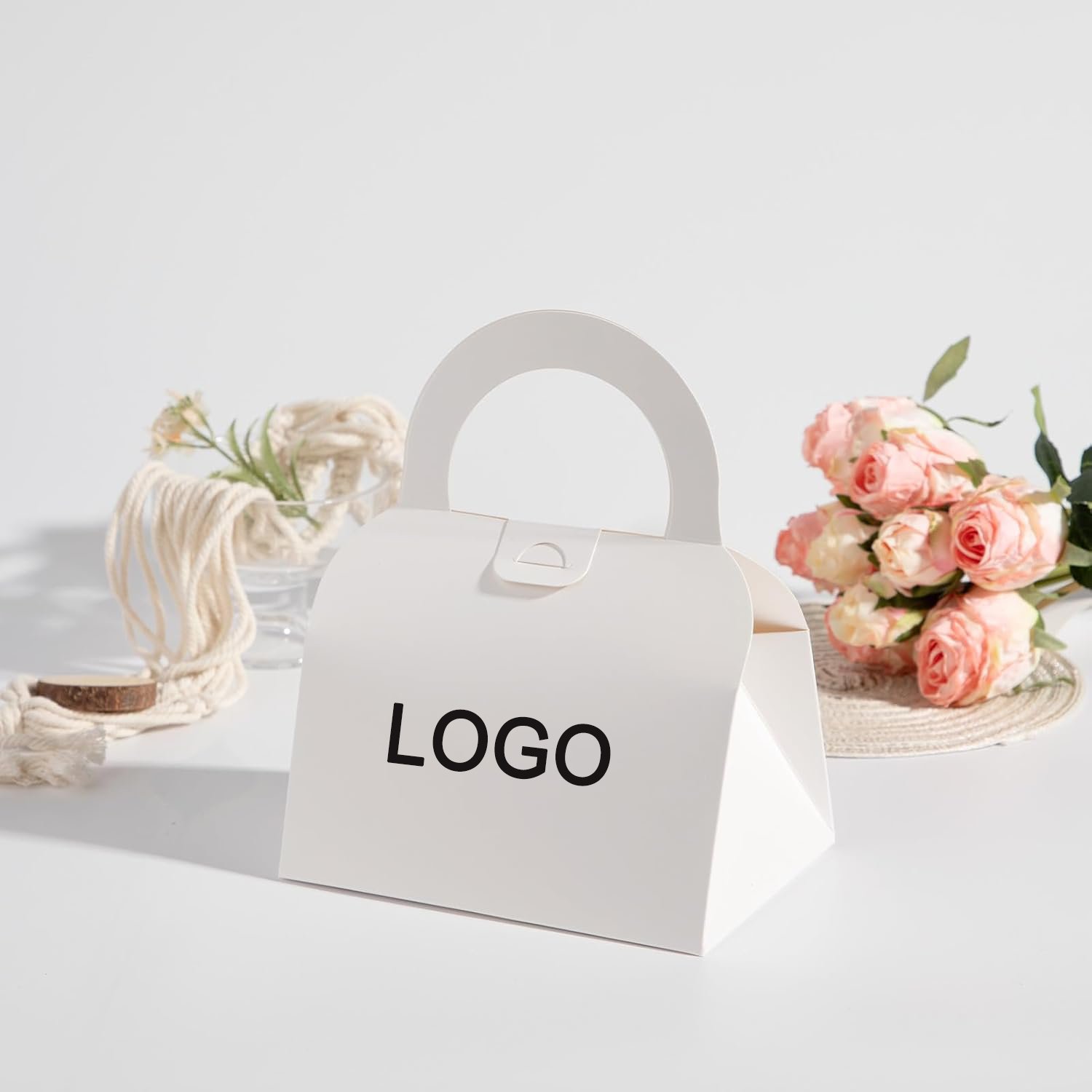 Wholesale Customized Kraft Paper Boxes Candy Chocolate Packaging Box Luxury Foldable Gift Box With Your Own Logo