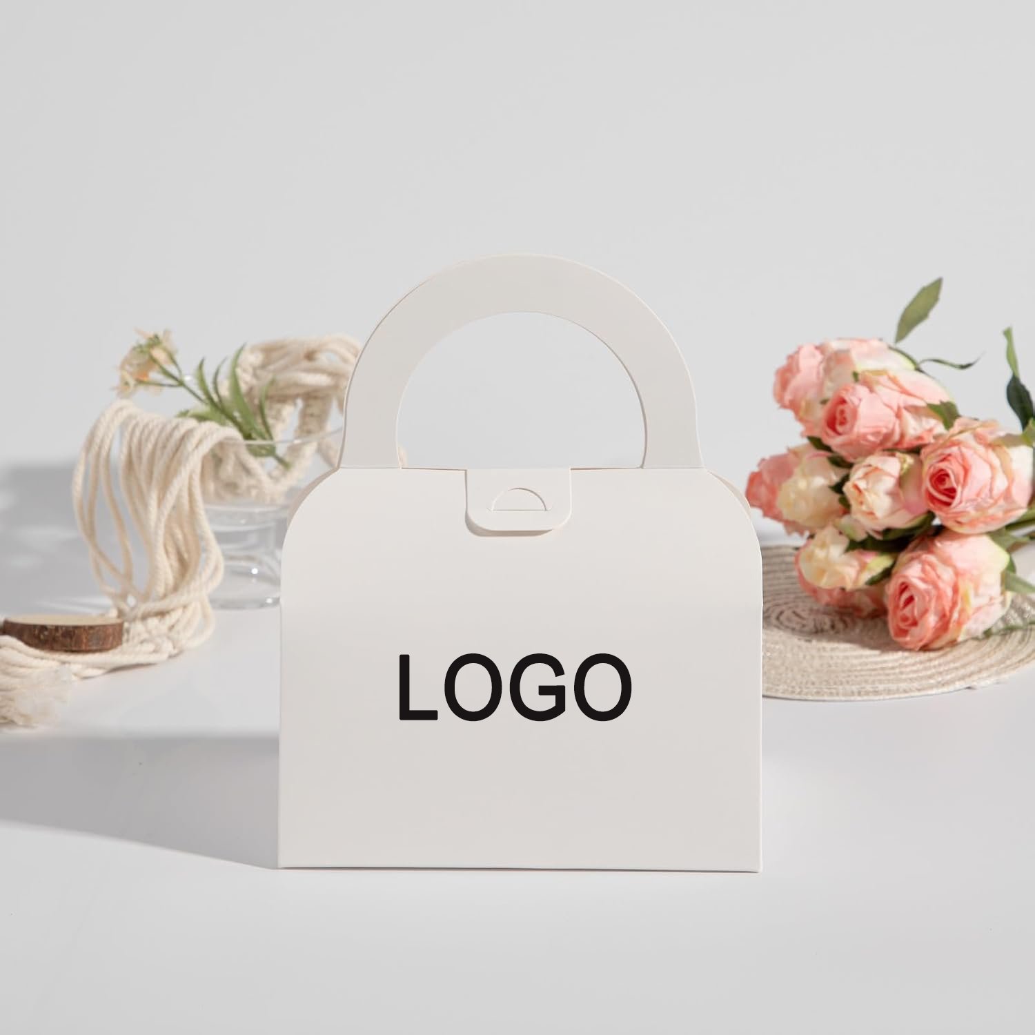 Wholesale Customized Kraft Paper Boxes Candy Chocolate Packaging Box Luxury Foldable Gift Box With Your Own Logo