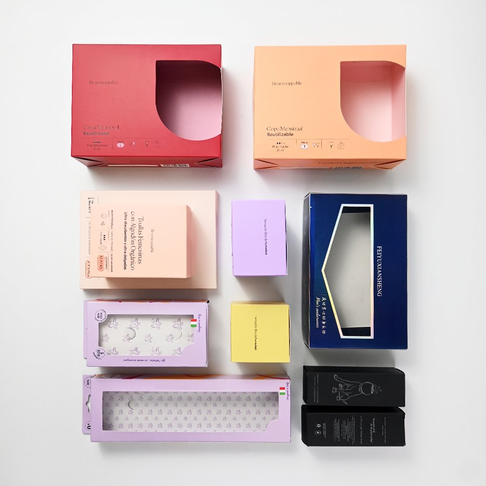 Custom Logo Print Skincare Cosmetic Perfume Packaging Boxes Retail Essential Oil Paper Tuck Packaging Box