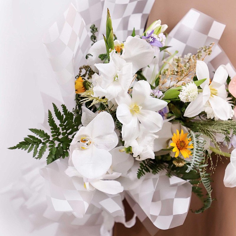 Customized Tissue Wrapping Paper Waterproof Pulp Color Printing flower wrapping paper