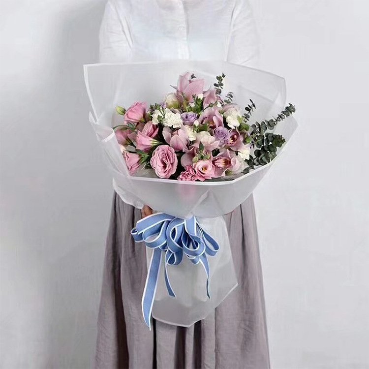 Fall In Color Best Selling Wholesale Edge Frosted Flower Wrapping Paper With Border Waterproof Bouquet Packaging Paper