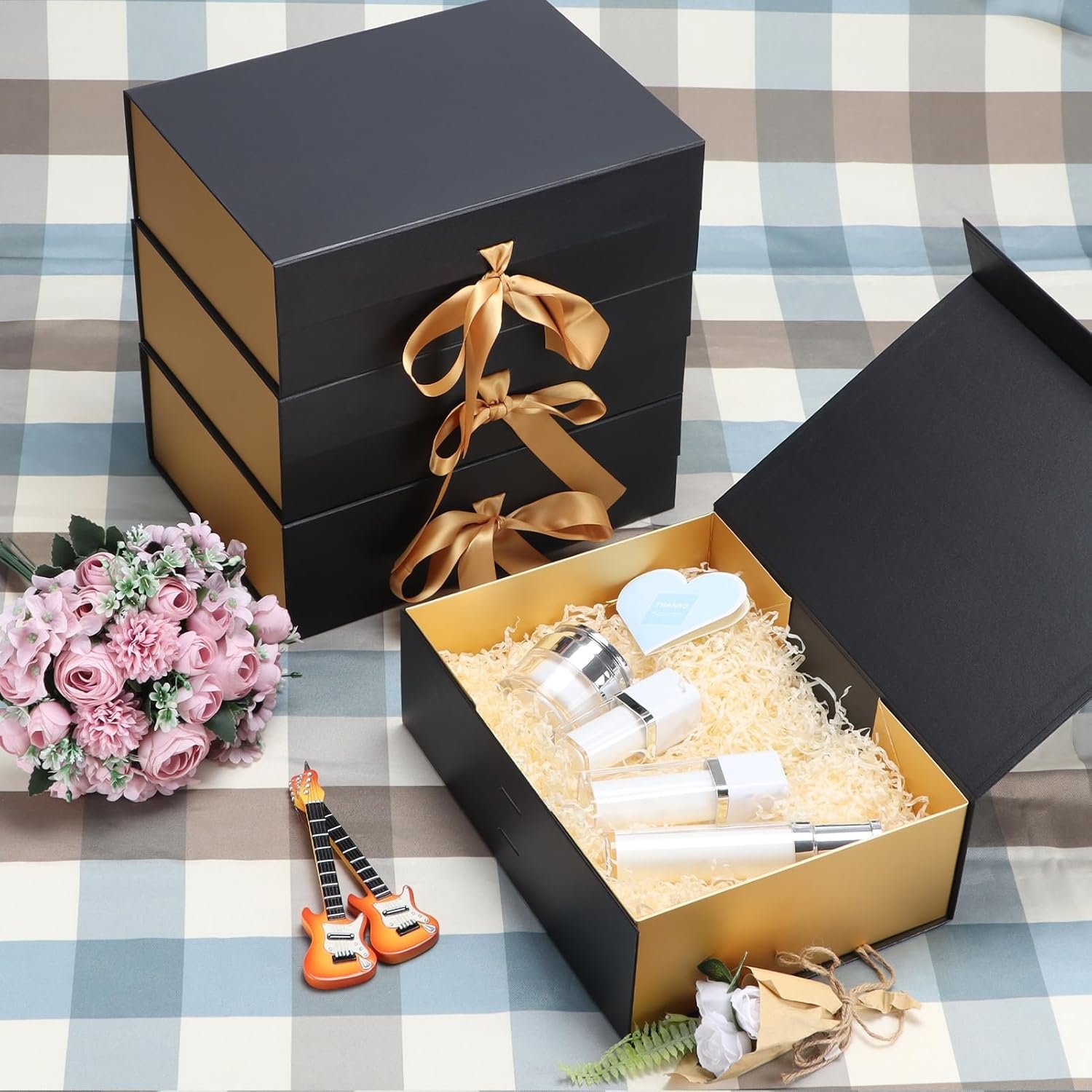 Luxury Magnetic Gift Box Packaging Ribbon Handle Folding Custom Logo Rigid Boxes Paper Clothing Gift Packaging With Insert