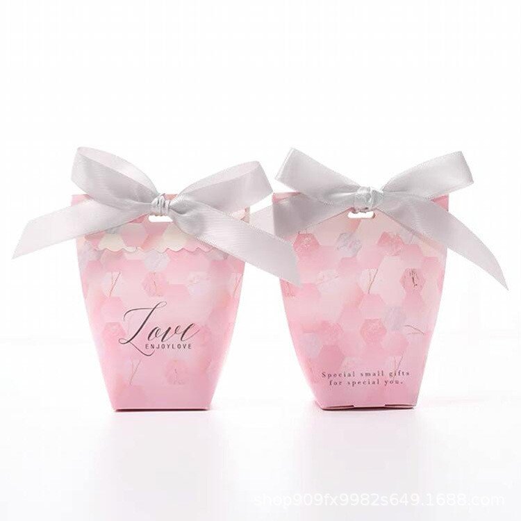 China Factory Customized Popular Style Green Sweet Candy Packaging Paper Bags With Ribbon Luxury Cardboard Paper Candy Gift Box