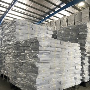 Packaging paper in various sizes can provide customized tracing paper with printed patterns.