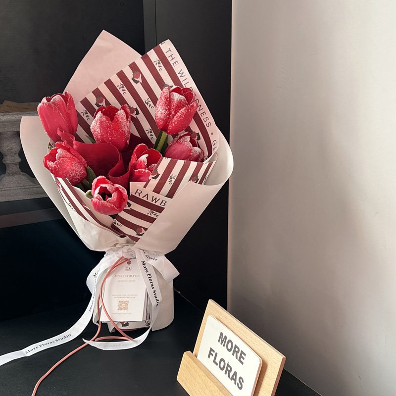 High Quality Fashion Striped Flower Packaging Paper Flower Packaging Materials Packaging Paper