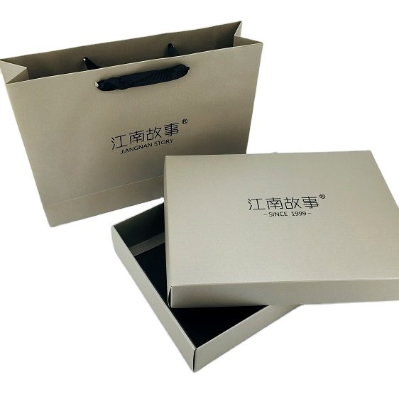 High quality customized gift paper packaging box with bag