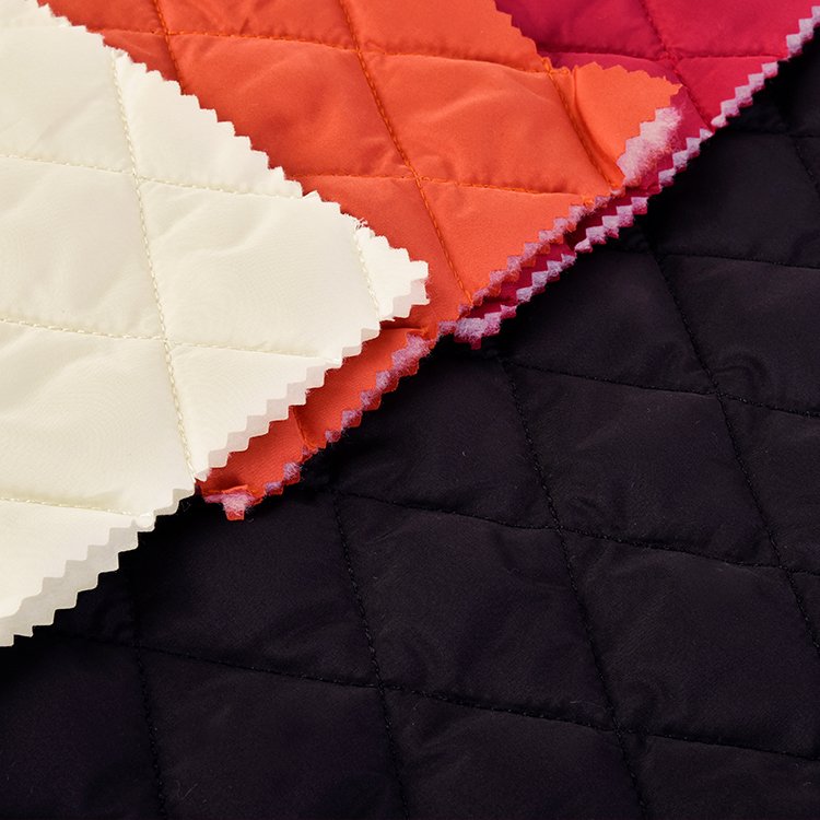 Classical double face diamond pattern quilted lining fabric with different padding for winter jacket