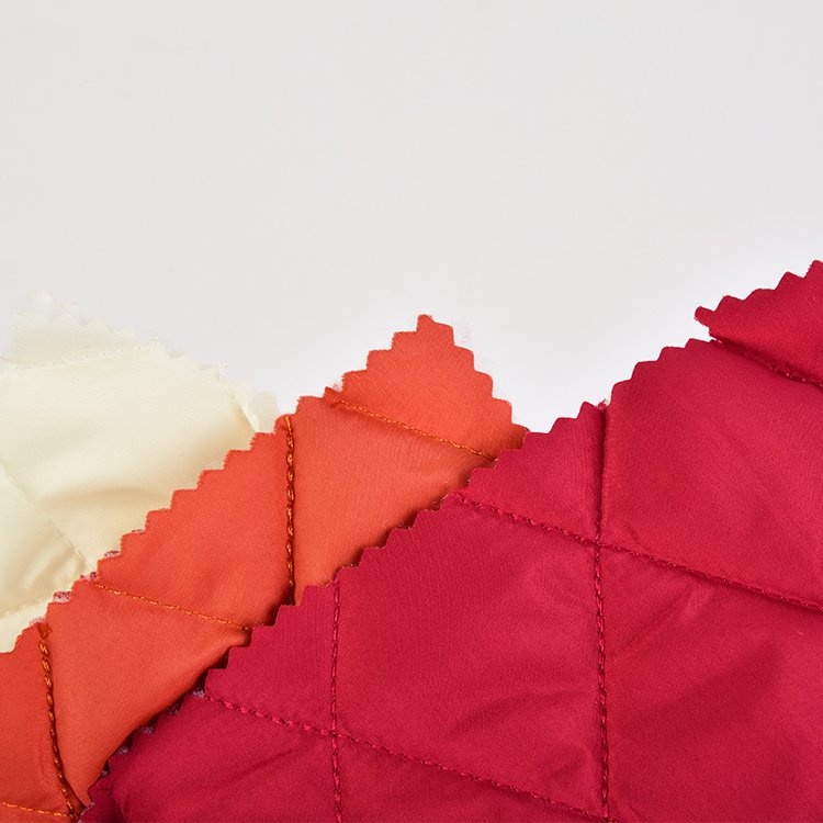 Classical double face diamond pattern quilted lining fabric with different padding for winter jacket