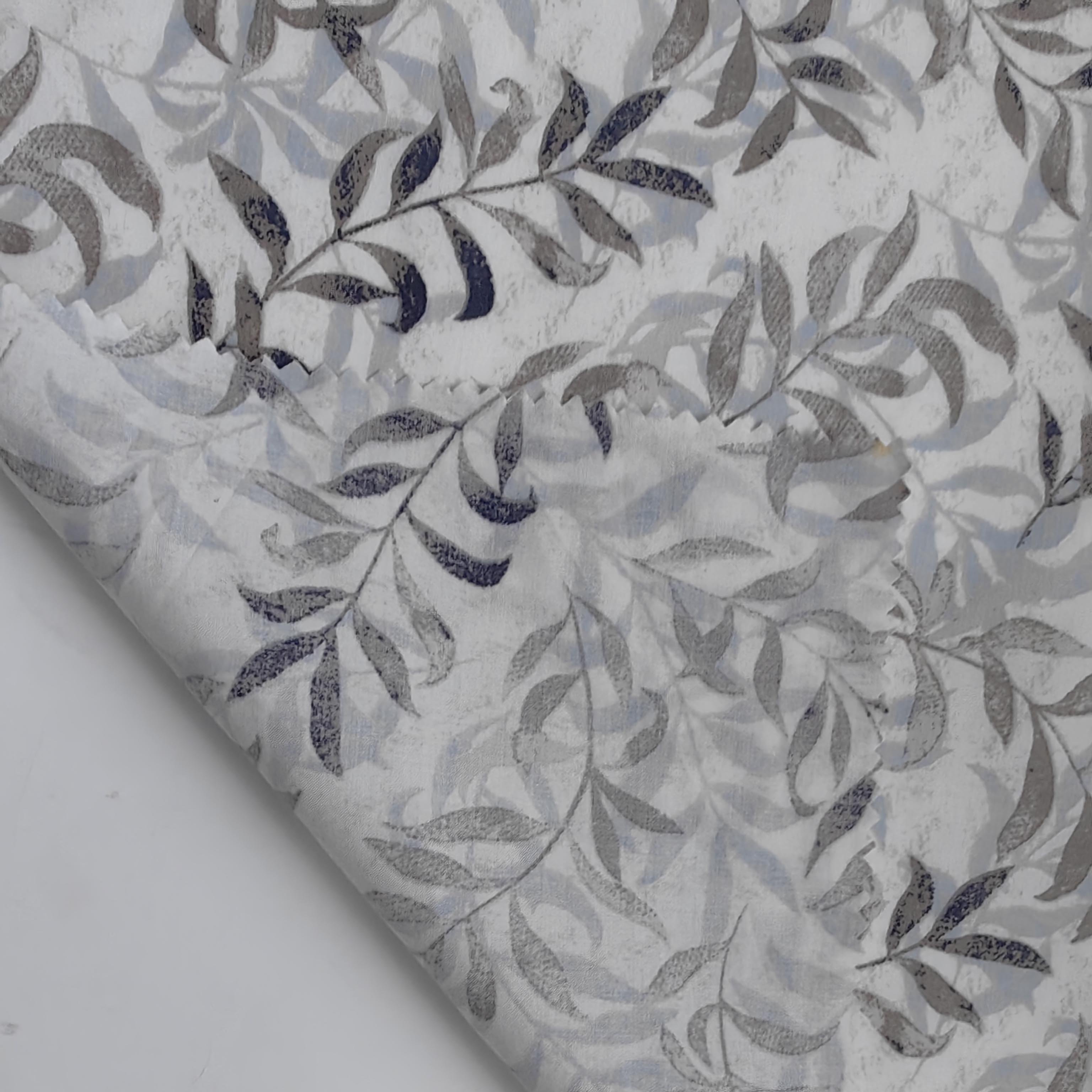 Factory Wholesale Custom designed garments leaf shape pattern 100%Cotton printed fabric for girls women's clothing dress shirt