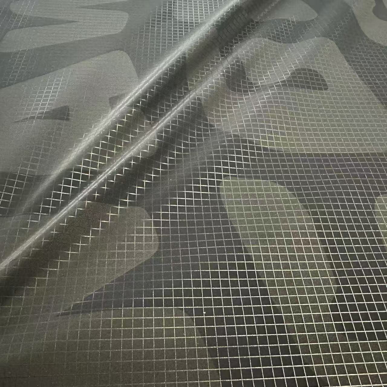 Factory Price 100% Polyester Fabric Abrasion-Resistant 110GSM Polyester Fabric for Trench Coat Down Coat Bag