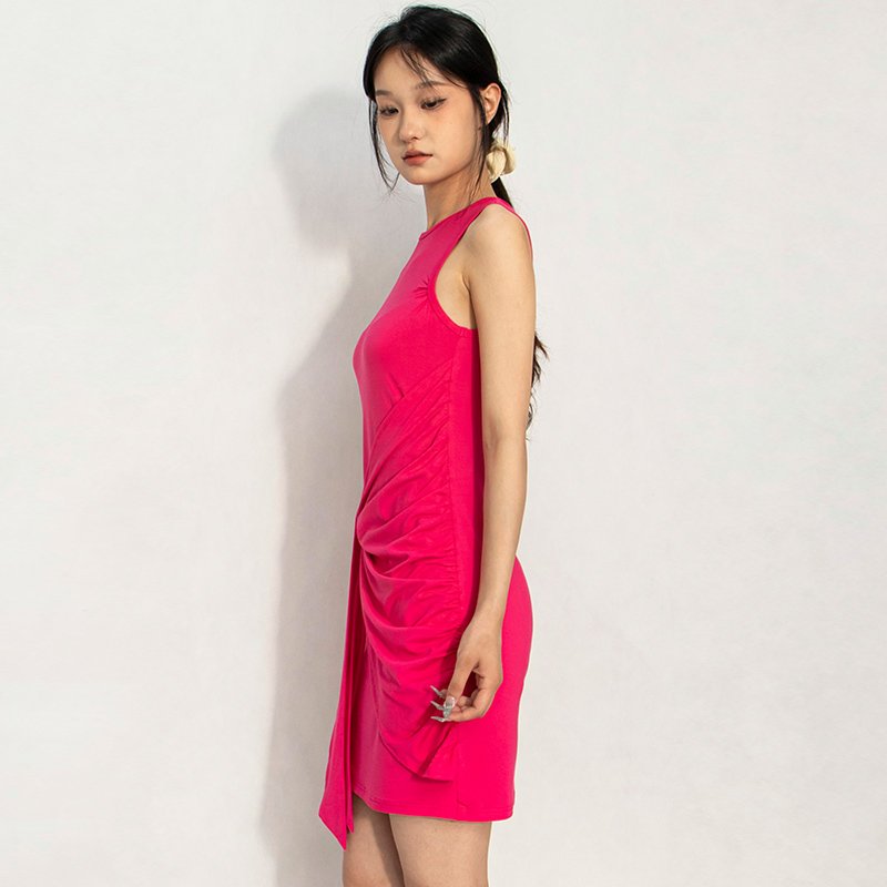Red Sleeveless Women's Dress in Breathable Bamboo-Cotton Fabric