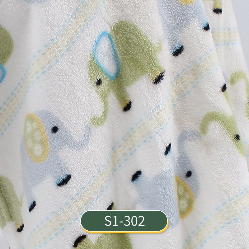 High Quality Super Soft Knitted Cartoon Animal Print Swaddle Blanket Wholesale Baby Bedding for All Seasons