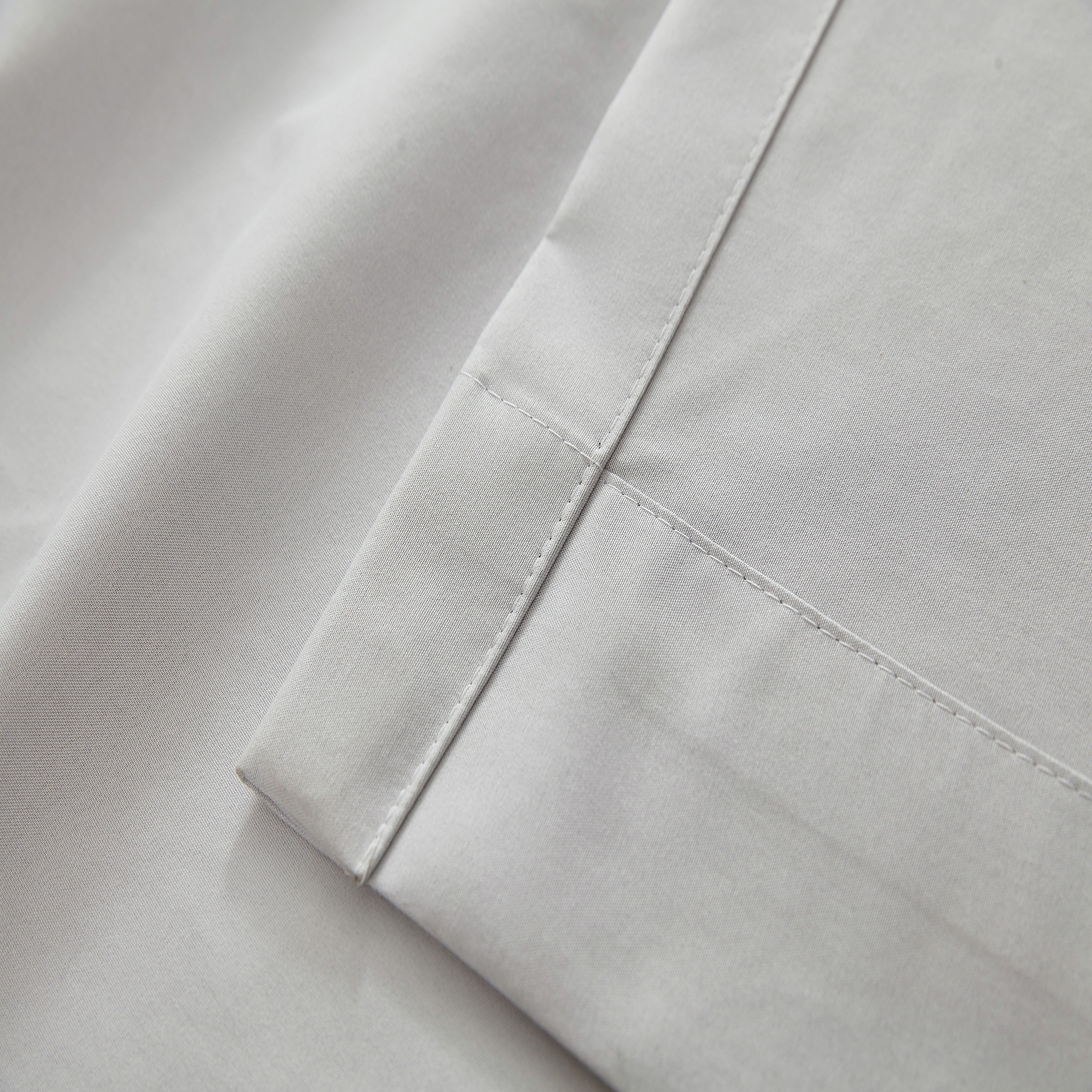 Jiaxing and Zhejiang polyester fabric bed room linen curtain fabric home and hotel 100% blackout curtains