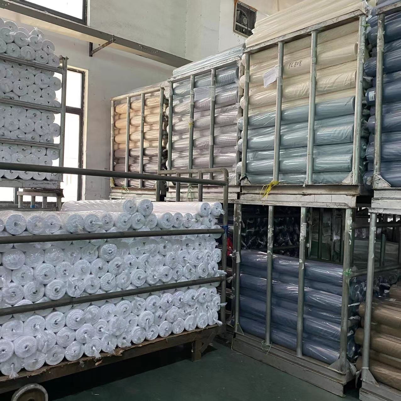 Cheap factory price high quality polyester plain / twill fabric microfiber fabric in rolls made in China