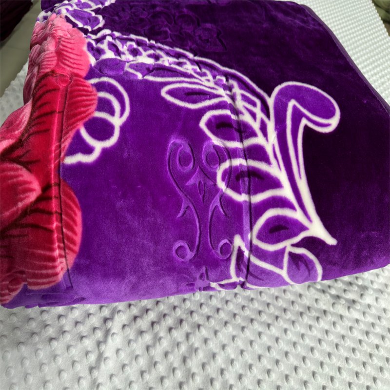 Wholesale Hot Sale Thick 100% Polyester Printing and Embossing Raschel Blanket Fabric for Winter