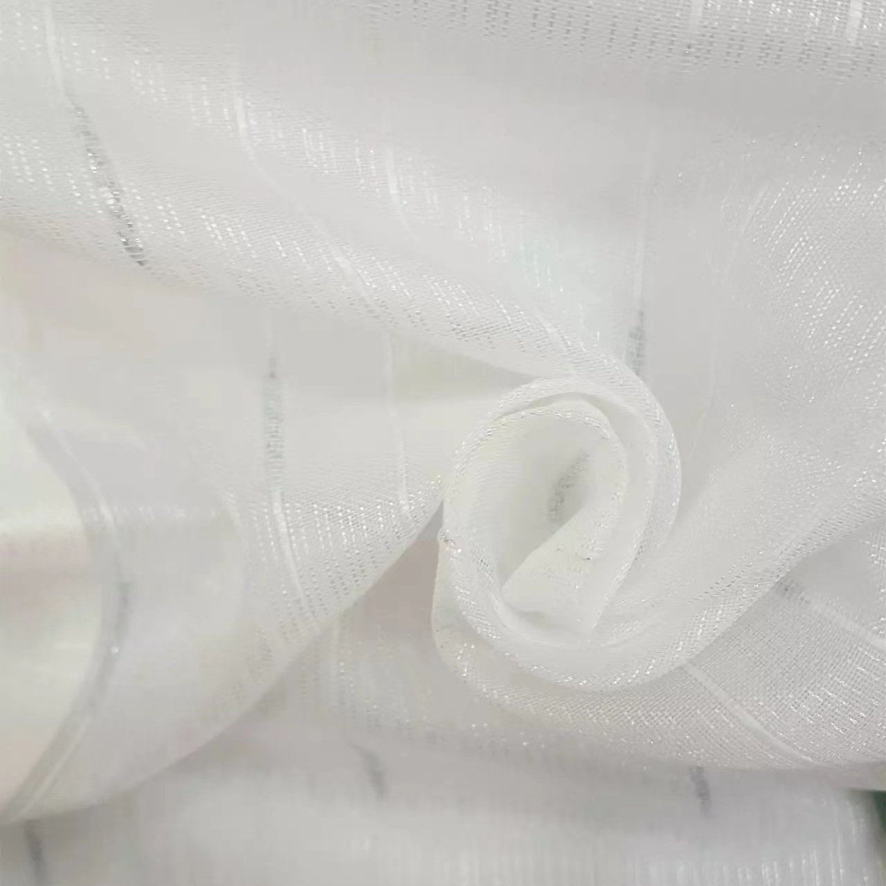 China Factory Supply Sheer Curtain Fabric Polyester Gold Silver Lurex Textured Voile Tulle Curtain Fabric