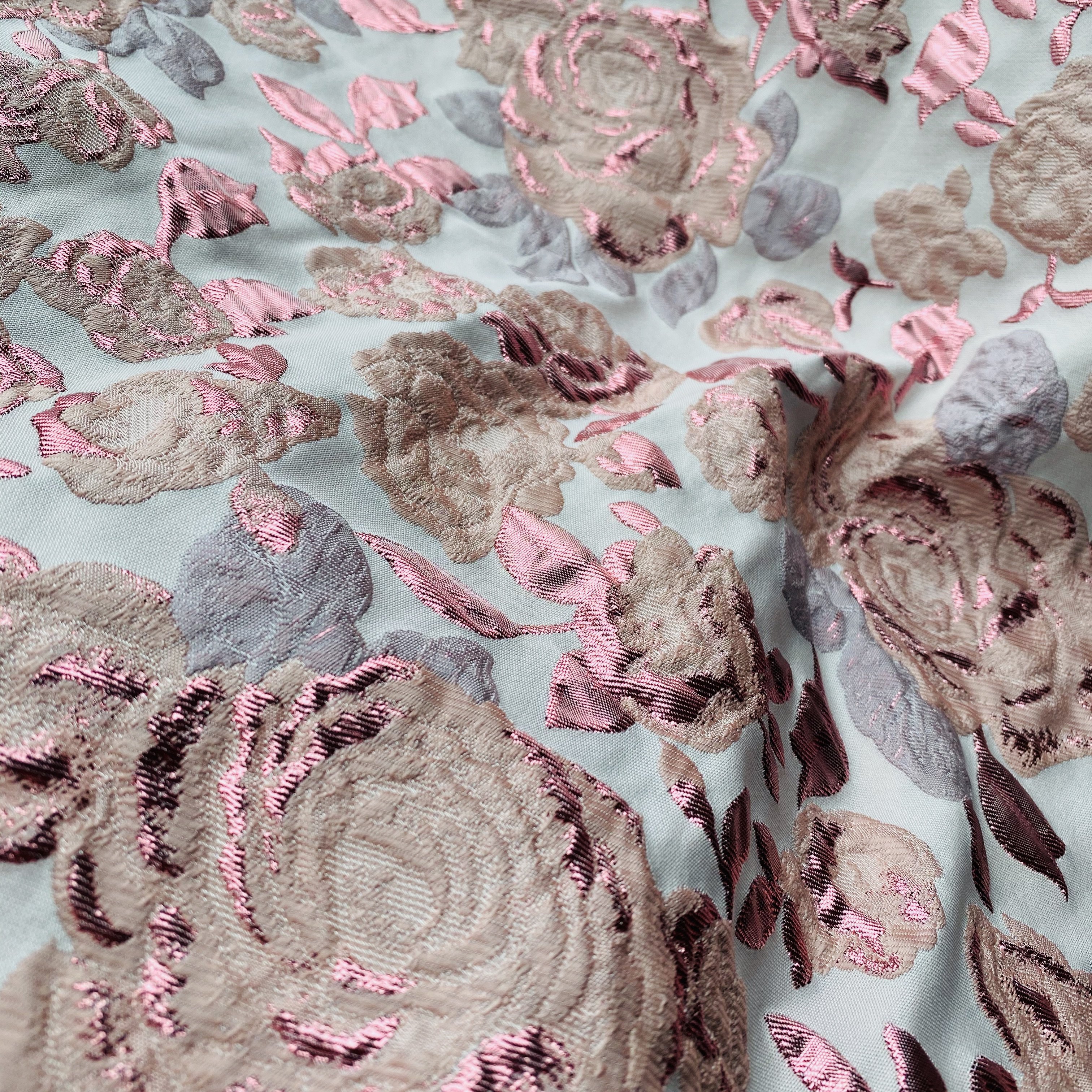 100%POLYESTER DESIGNER customize metallic FABRIC beautiful 3D pattern floral Jacquard brocade fabric materials for dress making