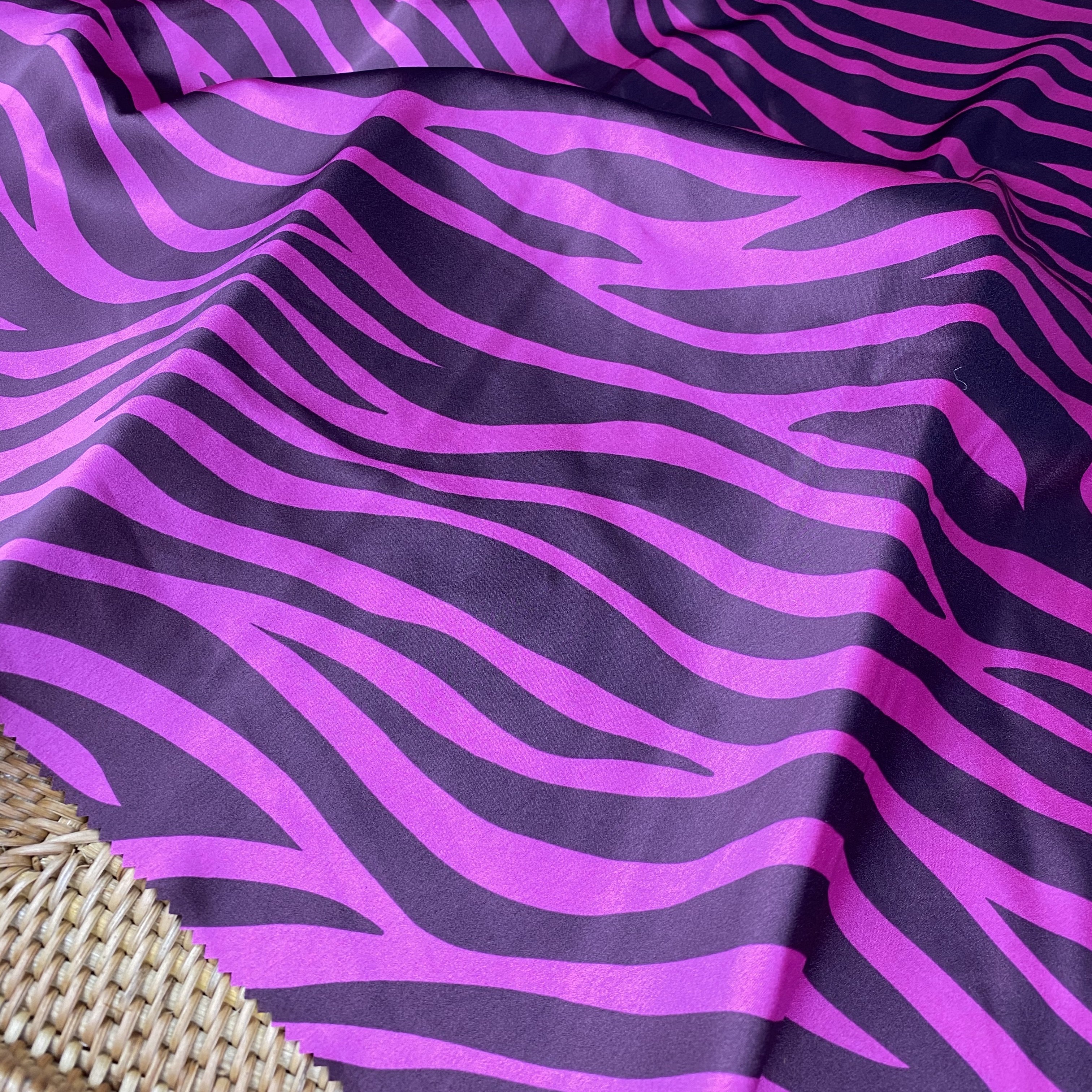 cheap fabric in stock wholesale fabric zebra printing fabric spandex satin for garments
