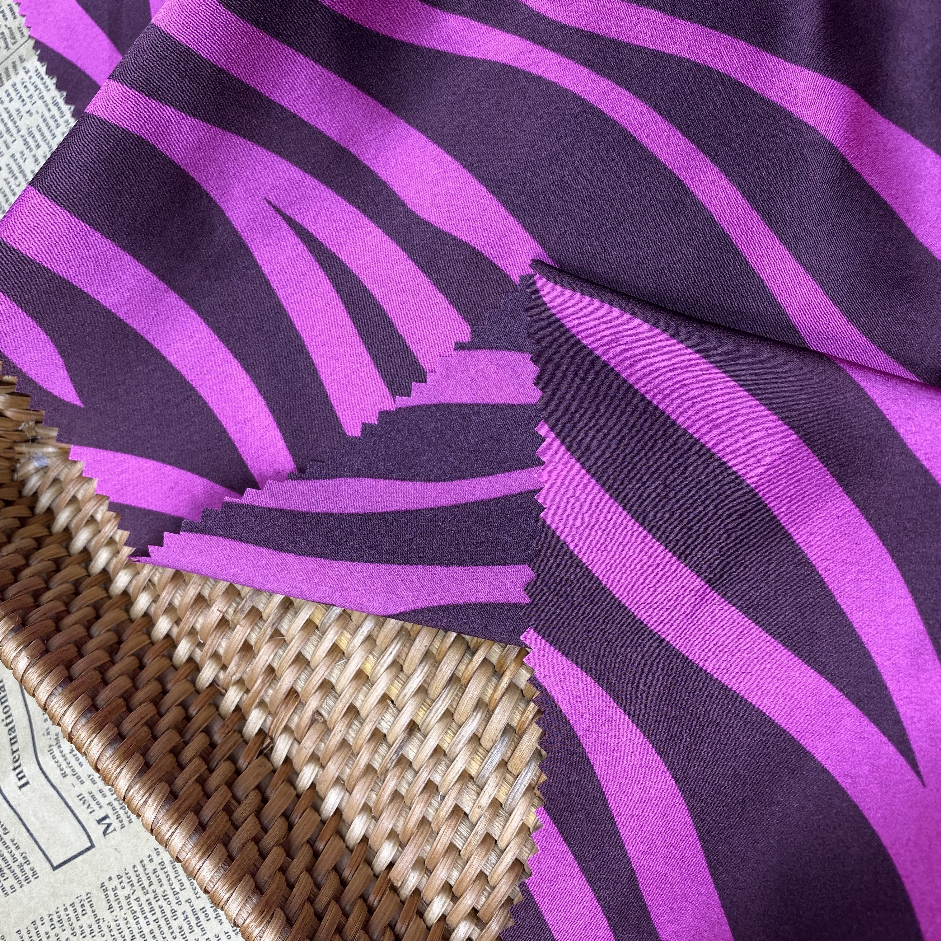 cheap fabric in stock wholesale fabric zebra printing fabric spandex satin for garments
