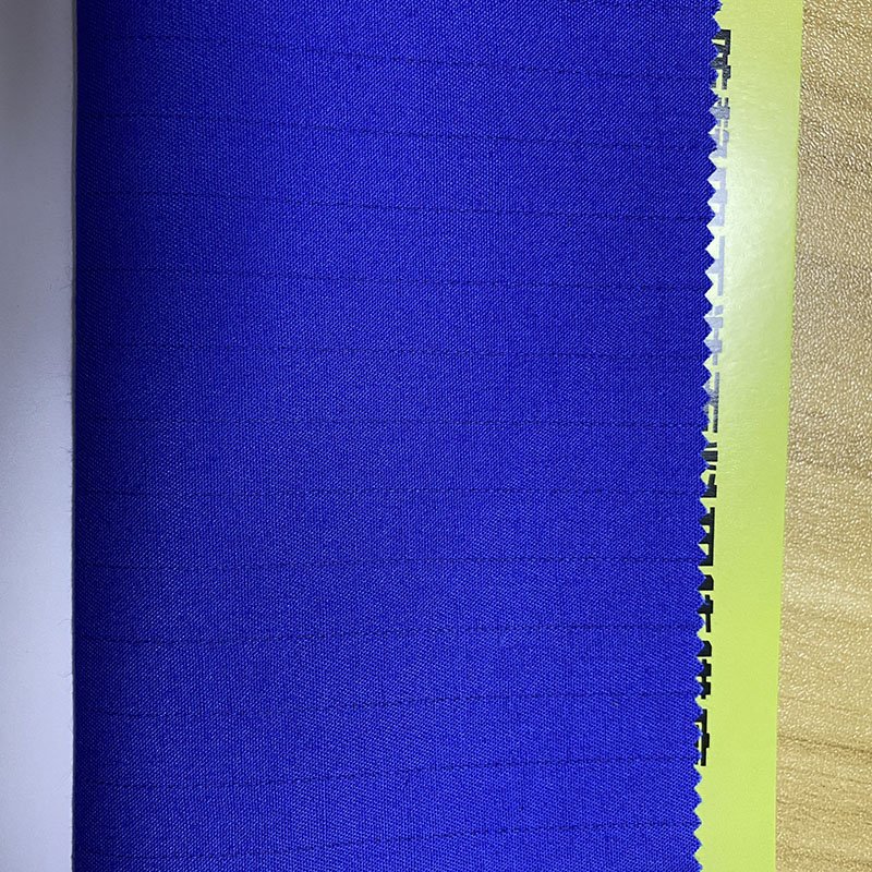 Tc twill 20*16 128*60 work clothes mesh anti-static Tc65/35 twill fabric for electronic factory work clothes anti-static apron
