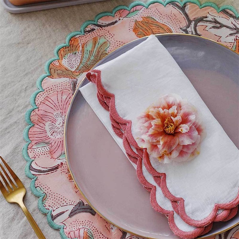 Servilletas De Lino Embroidered Linen Napkins Custom Embroidery Scallop Edge Scalloped Napkins Wedding