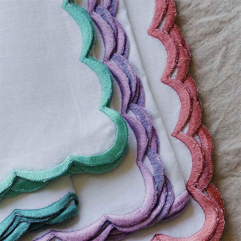 Servilletas De Lino Embroidered Linen Napkins Custom Embroidery Scallop Edge Scalloped Napkins Wedding