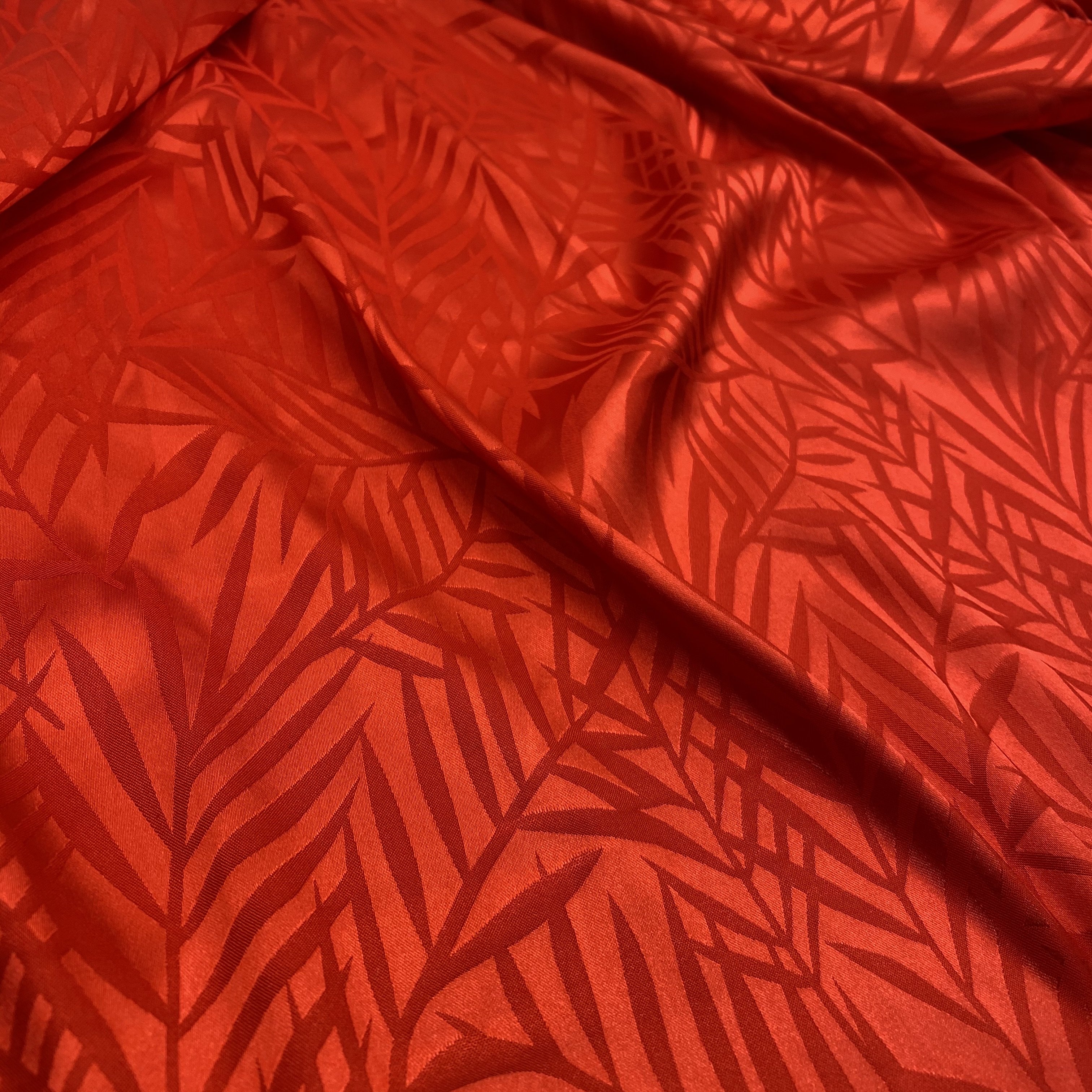 CLOTHING FABRIC SATIN POLYESTER FABRIC WHOLESALE JACQUARD SATIN FABRIC FOR DRESS