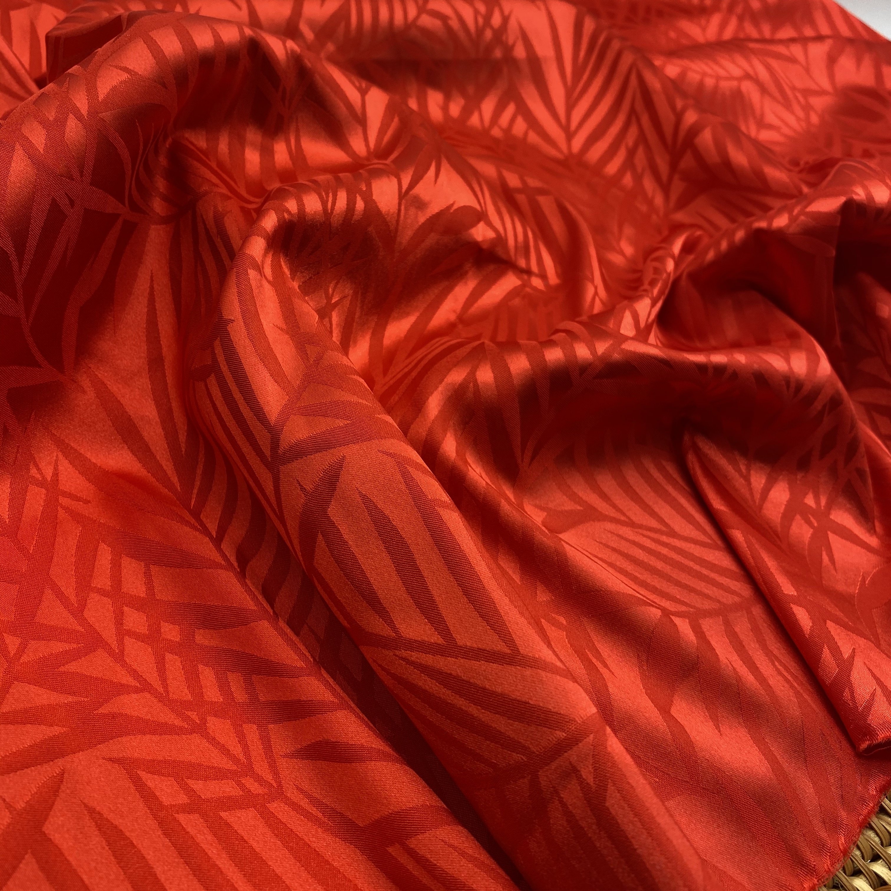 CLOTHING FABRIC SATIN POLYESTER FABRIC WHOLESALE JACQUARD SATIN FABRIC FOR DRESS