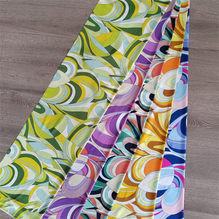 print 95% polyester 5% spandex fabric for dress woman material polyester print woven fabric 100gsm 120gsm 160gsm