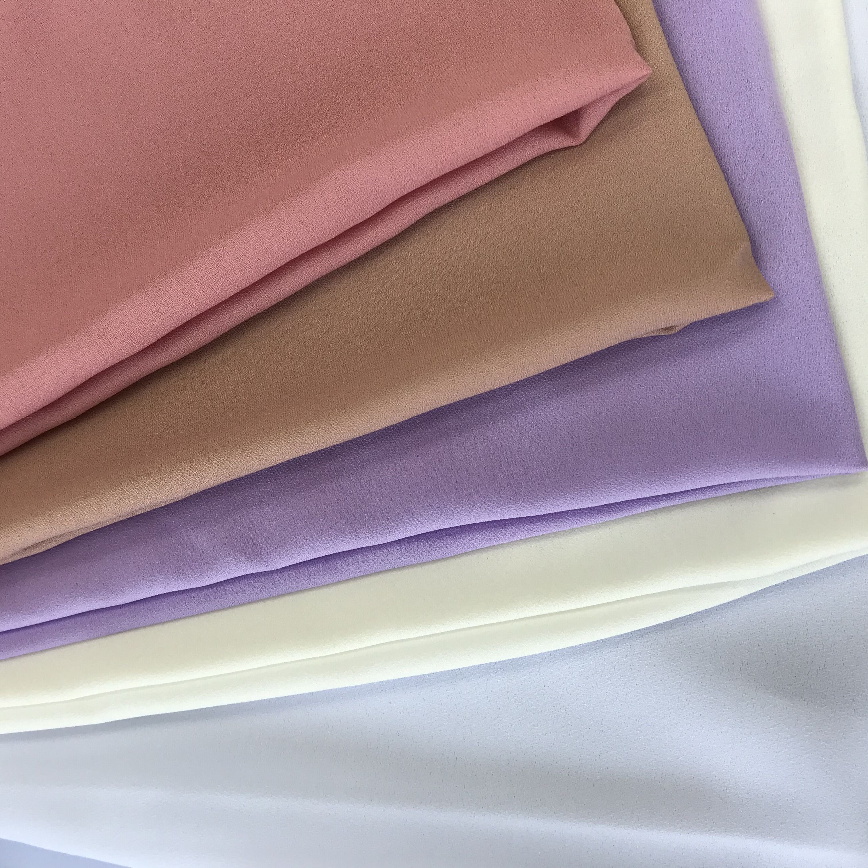 2023 Custom long size plain color scarf bubble chiffon hijab scarf women heavy chiffon scarf